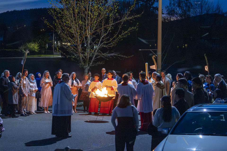 2026-StMary-EasterVigil (22 of 215).jpg